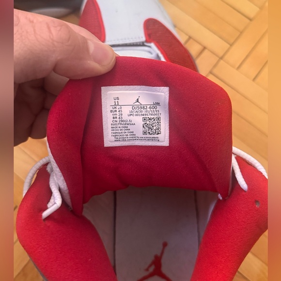 Jordan Men's Red, White, and Gray Sneakers - Picture 5 of 6